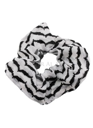 Haargummi im Kufiya Design – Elastisch & angenehm | Hoor Al Ayn