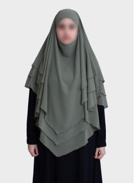 Dreilagiger Chiffon Khimar mit elegantem Fall | Hoor Al Ayn