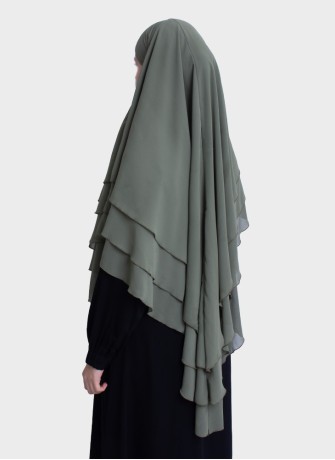 Dreilagiger Chiffon Khimar mit elegantem Fall | Hoor Al Ayn