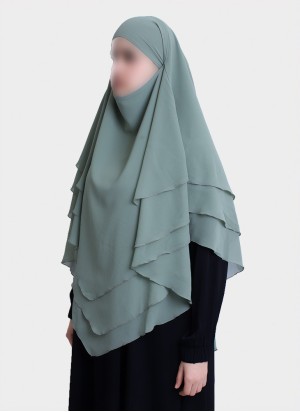 Dreilagiger Chiffon Khimar mit elegantem Fall | Hoor Al Ayn