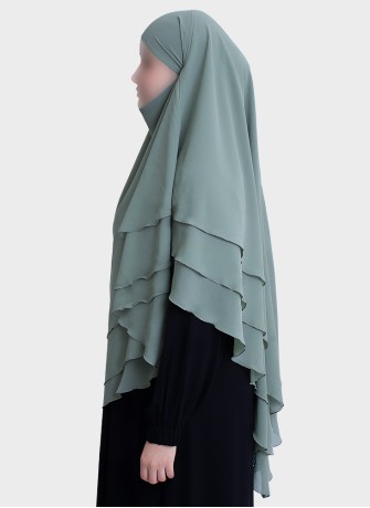 Dreilagiger Chiffon Khimar mit elegantem Fall | Hoor Al Ayn